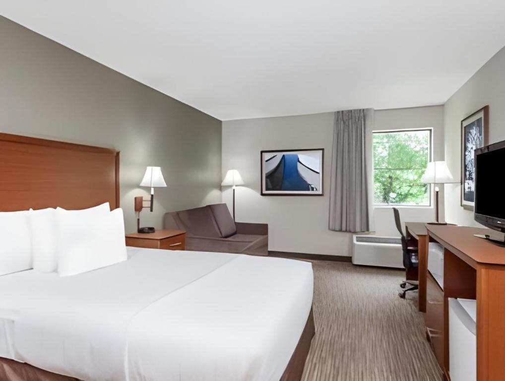 Days Inn Springfield South Экстерьер фото
