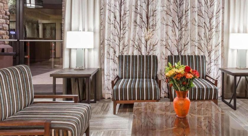 Days Inn Springfield South Экстерьер фото