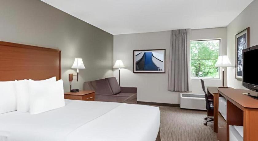 Days Inn Springfield South Экстерьер фото
